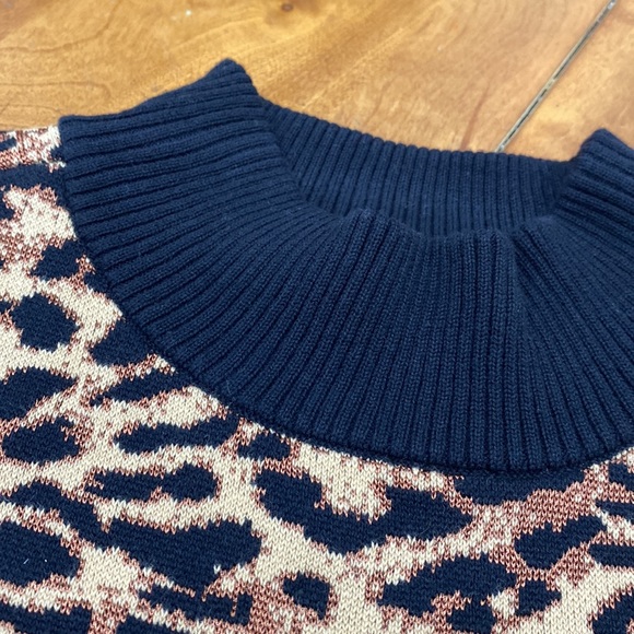 NWT.  Chico’s, women’s size large, sweater. - Picture 10 of 11